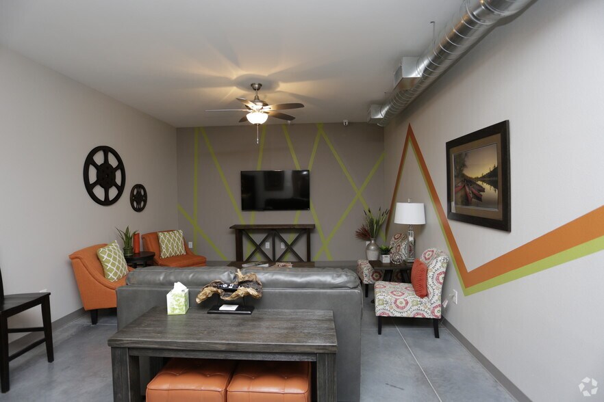 More Photos Of 429 W Central Ave, Wichita Apartments For Sale