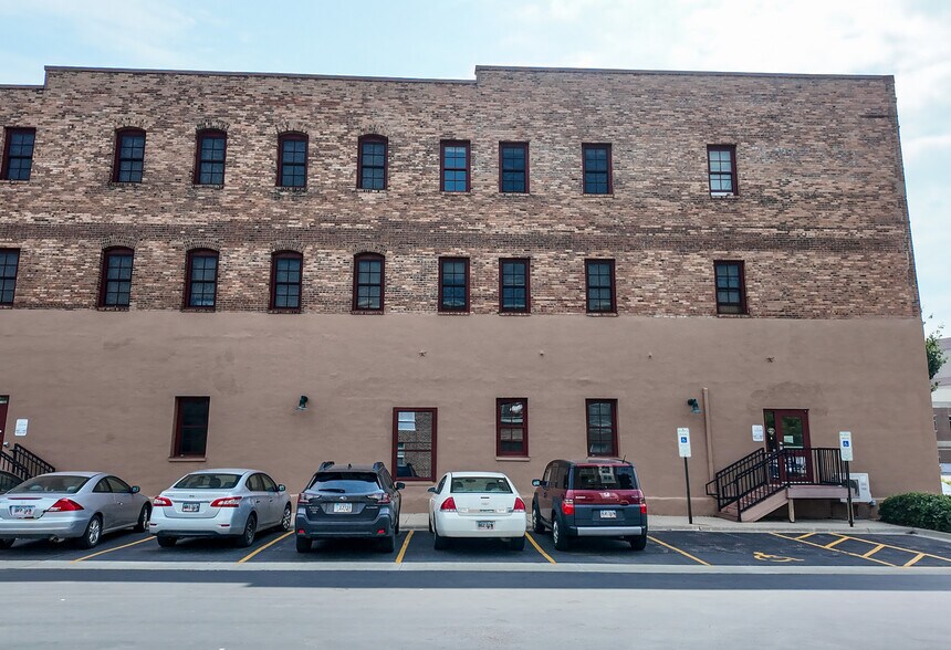 More Photos Of 600 Main Ave, Sioux Falls Apartments For Lease