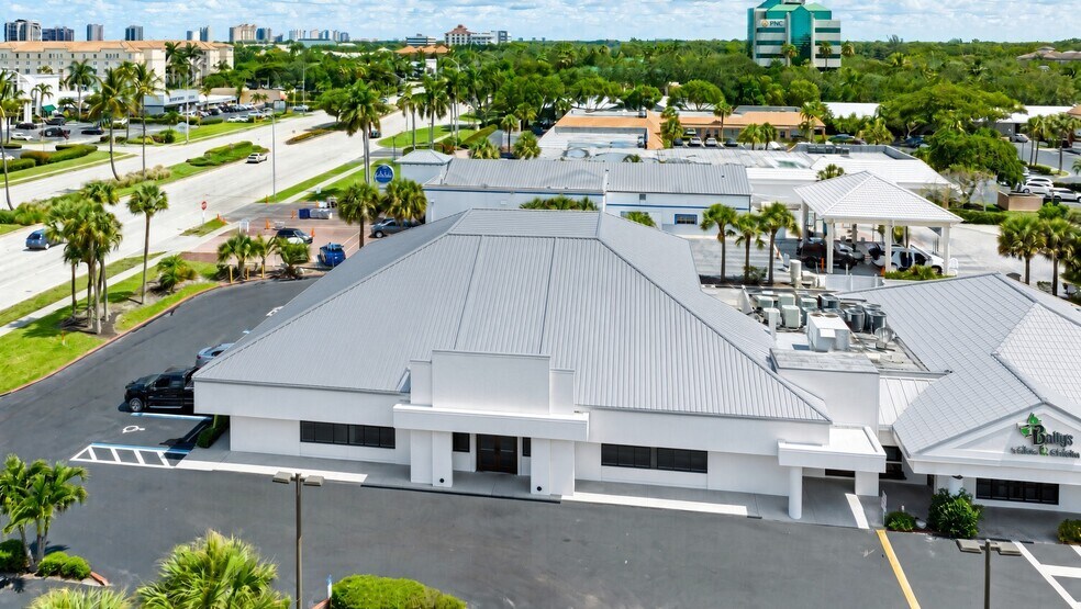 More Photos Of 4910 Tamiami Trl N, Naples Unknown For Lease