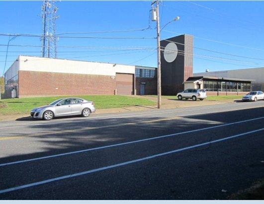More Photos Of 811 E Cayuga St, Philadelphia Manufacturing For Sale