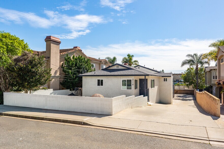 More Photos Of 2114 Clark Ln, Redondo Beach Multifamily For Sale