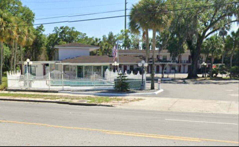 More Photos Of 16872 SE Highway 19, Cross City Hotel For Sale