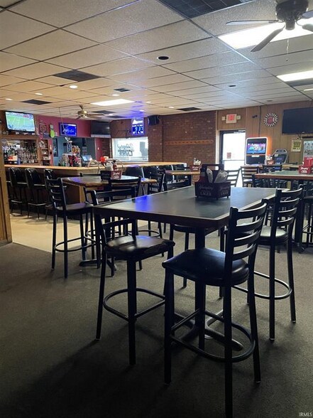 More Photos Of 510-512 Lincolnway W, Osceola Restaurant For Sale