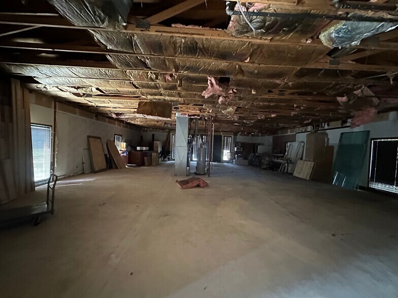 More Photos Of 1198 Old Henderson Rd, Columbus Warehouse For Sale