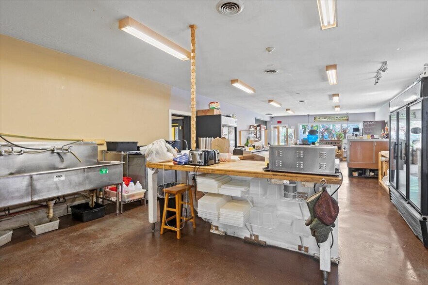 More Photos Of 8732 Main St, Honeoye Freestanding For Sale