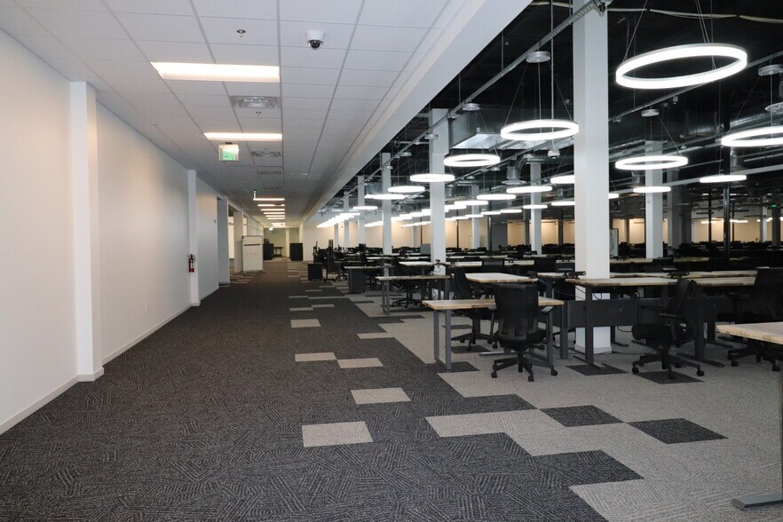 More Photos Of 3662 W Camp Wisdom Rd, Dallas General Retail For Lease