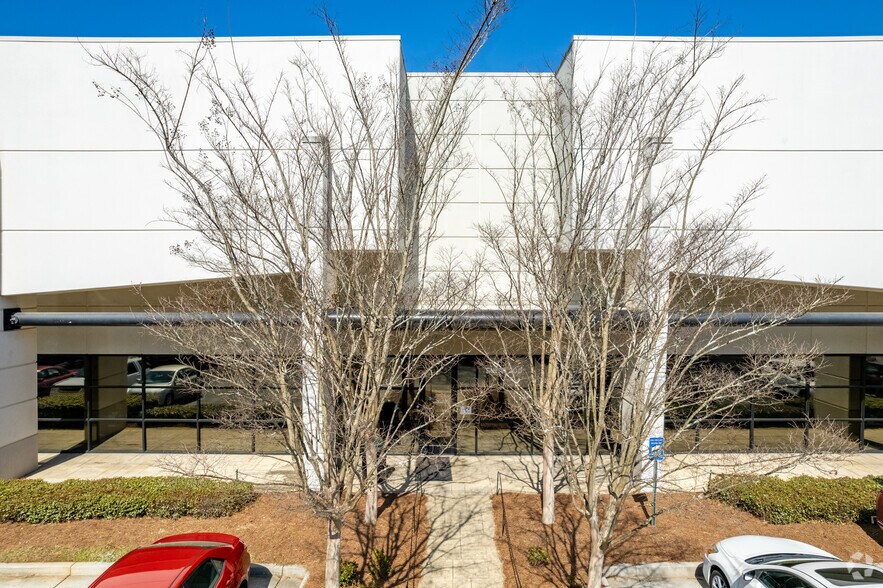 More Photos Of 4305 Hamilton Mill Rd, Buford Warehouse For Lease
