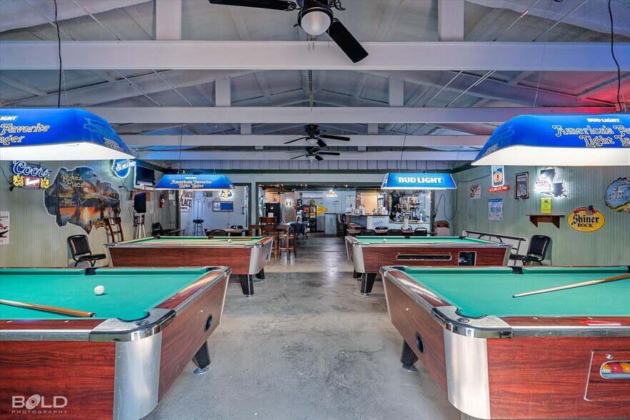 More Photos Of 7318 Ida State Line rd, Ida Bar For Sale