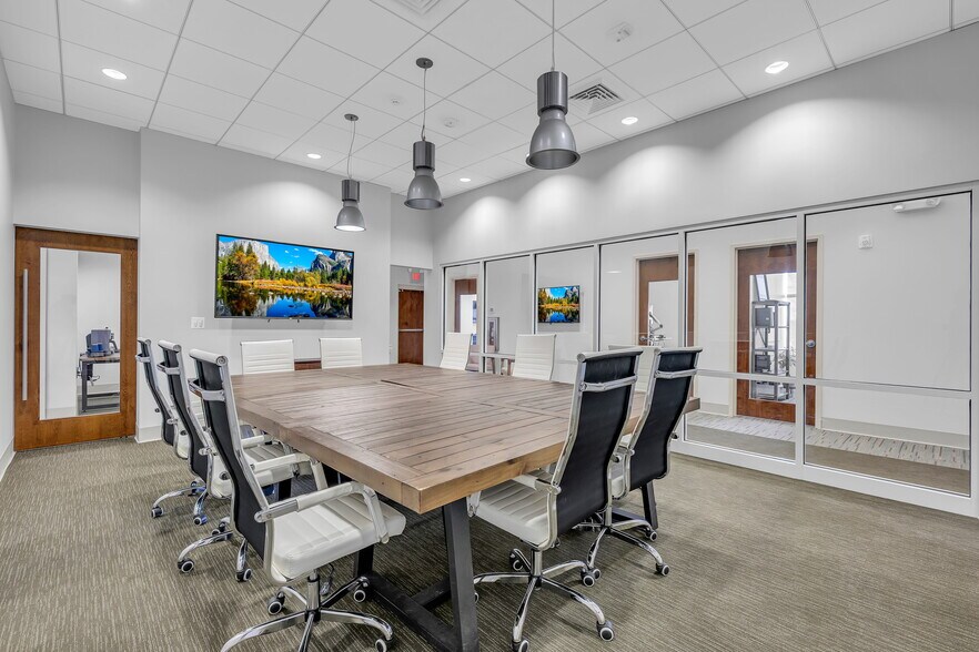 More Photos Of 5 Legacy Park Rd, Greenville Office For Lease