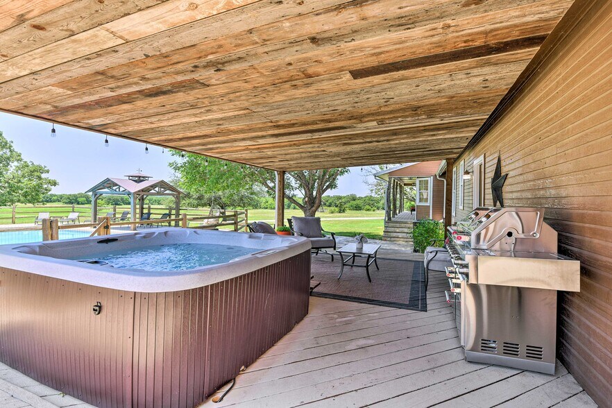 More Photos Of 3112 Sunset School Rd, Sunset Land For Sale