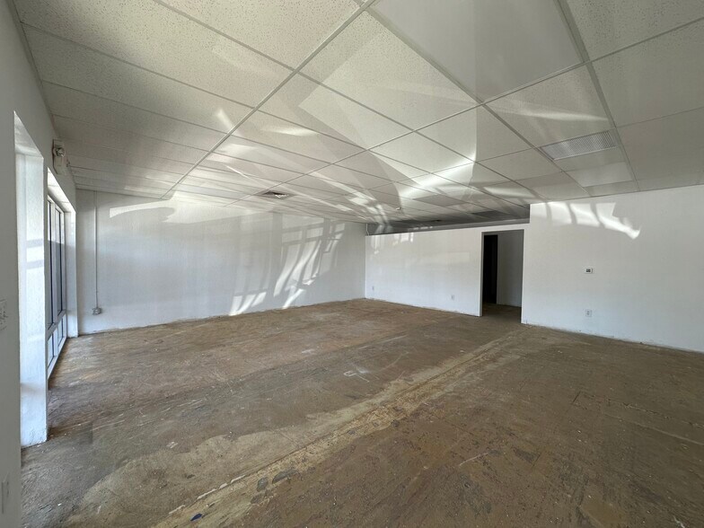 More Photos Of 11400 Donner Pass Rd, Truckee Storefront Retail Office For Lease