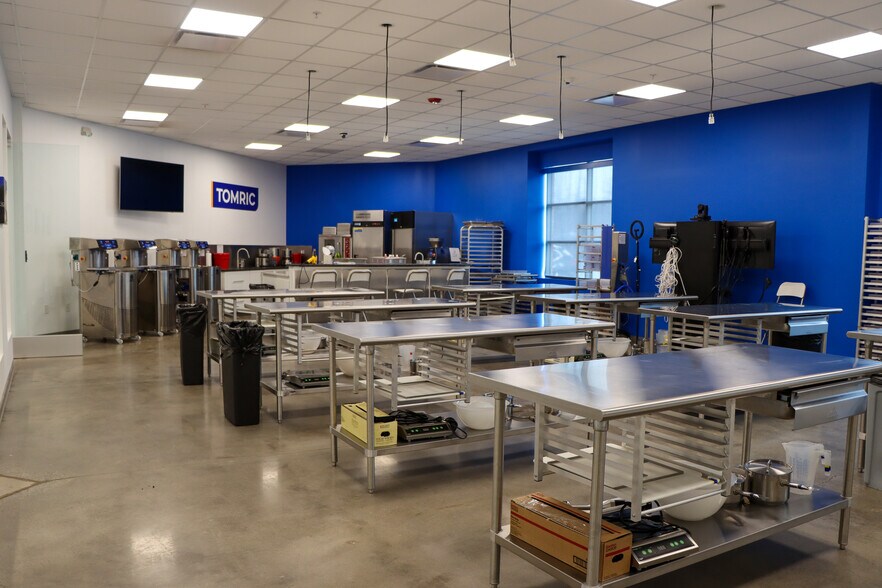 More Photos Of 85 River Rock Dr, Buffalo Office For Lease