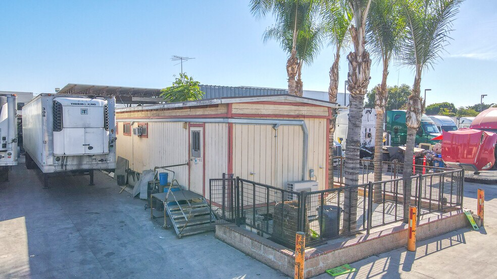 More Photos Of 14730 Valley Blvd, City Of Industry Land For Lease