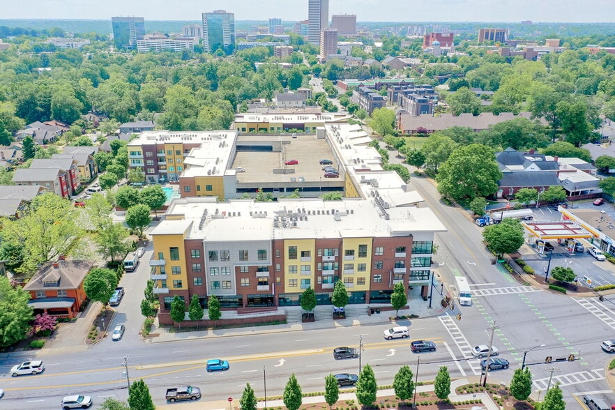 More Photos Of 644 N Main St, Greenville Apartments For Lease