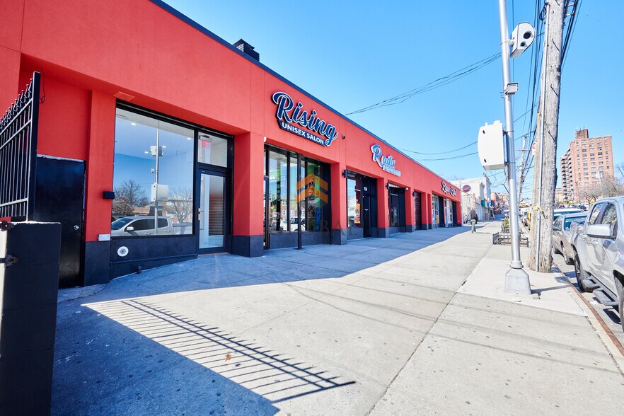 Primary Photo Of 942 E 233rd St, Bronx Storefront For Lease