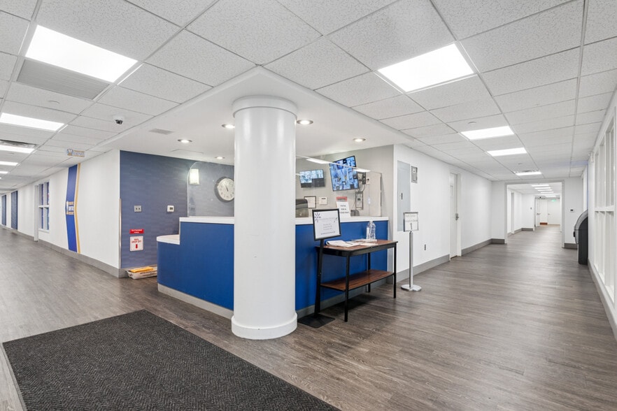 More Photos Of 3300 Henry Ave, Philadelphia Unknown For Lease