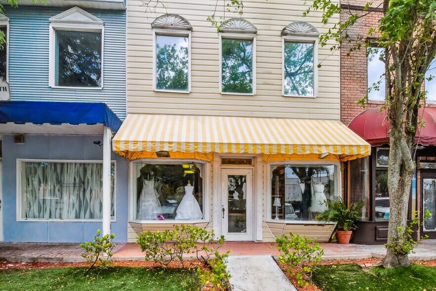 More Photos Of 4066 Broward Blvd, Fort Lauderdale Storefront Retail Office For Sale