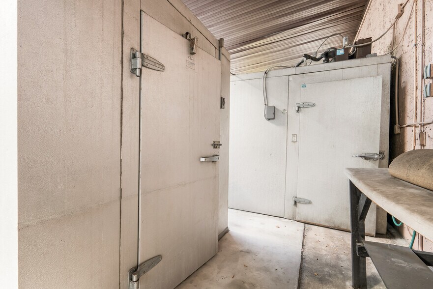 More Photos Of 6600 Pembroke Rd, Pembroke Pines Office For Sale