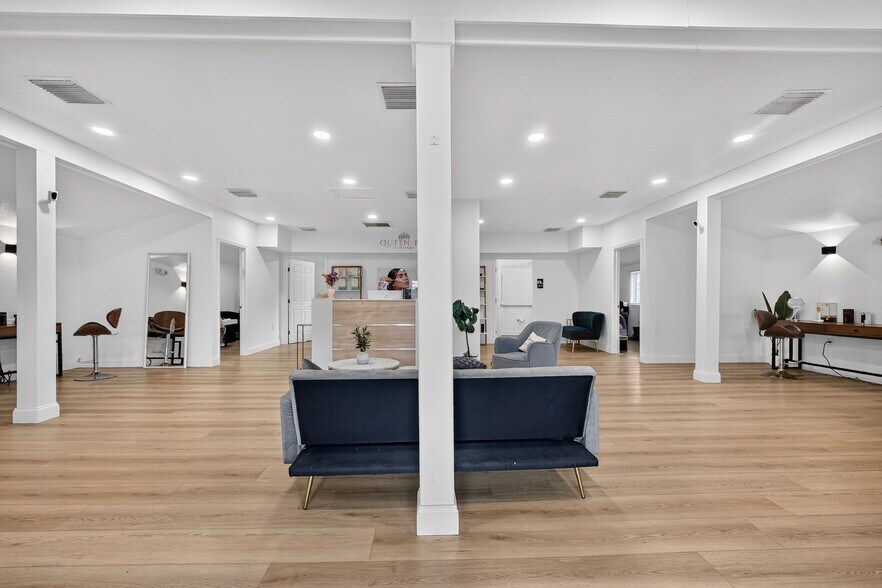 More Photos Of 411 Flagler Ave, New Smyrna Beach Freestanding For Lease