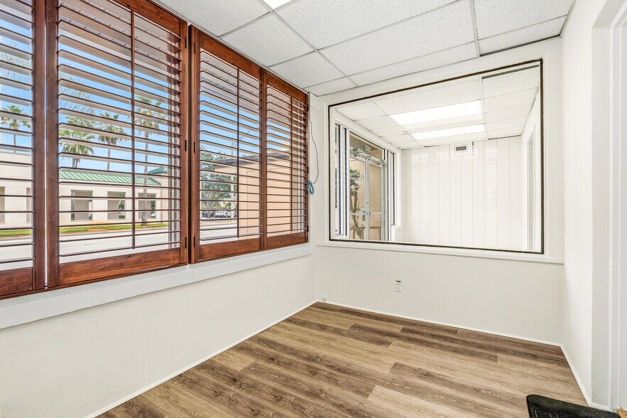 More Photos Of 1507 20th St, Vero Beach Medical For Lease