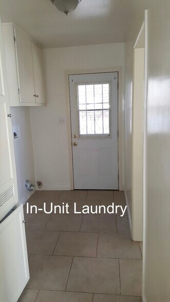More Photos Of 11533 Truro Ave, Hawthorne Apartments For Sale