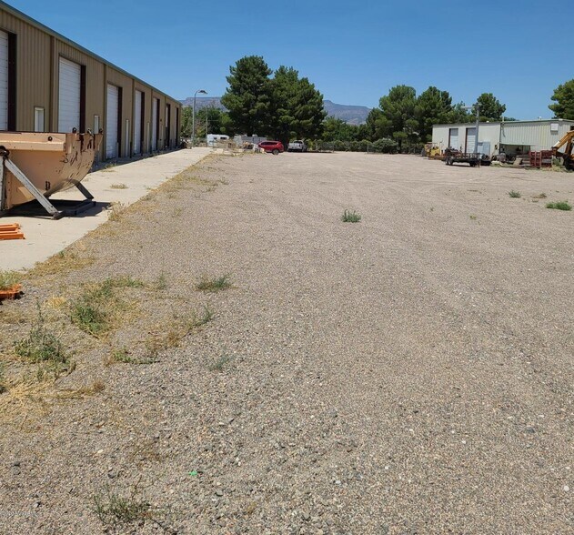 More Photos Of 1655 S Sullivan Ln, Camp Verde Warehouse For Lease