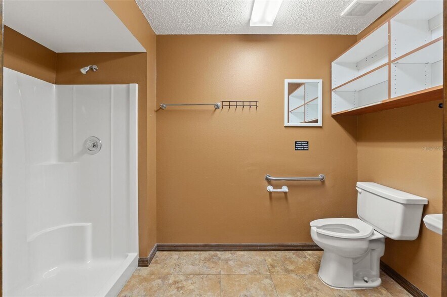 More Photos Of 10507 Spring Hill Dr, Spring Hill Medical For Lease