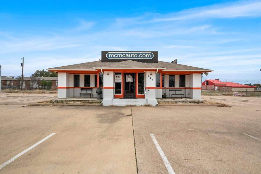 Primary Photo Of 240 Exchange St, Burleson Auto Dealership For Sale