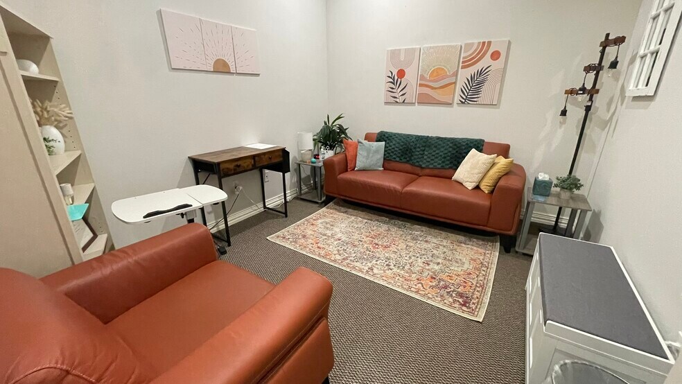 More Photos Of 8668 John Hickman Pky, Frisco Medical For Sale