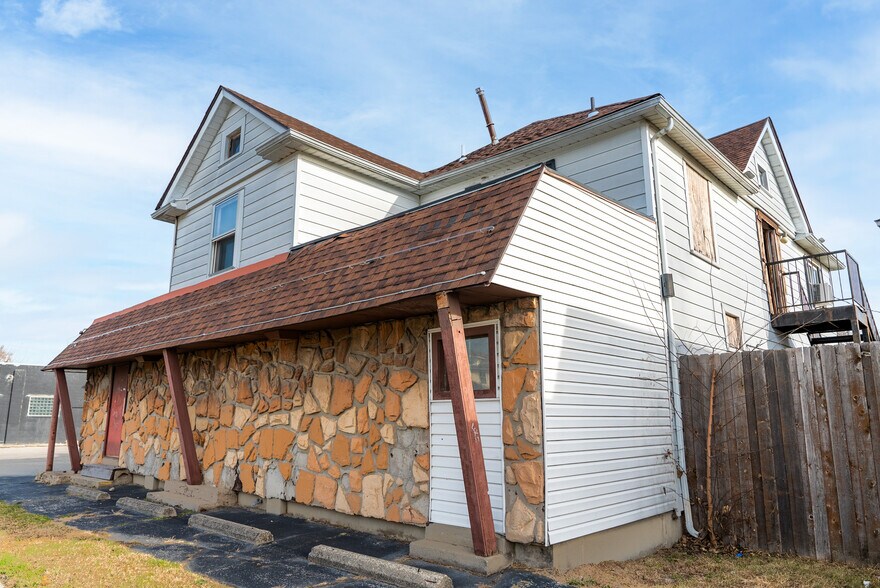 More Photos Of 3108 N Dixie Dr, Dayton Restaurant For Sale