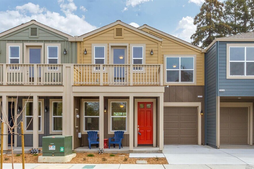 Primary Photo Of 2009-2046 Ravello Way, Santa Rosa Apartments For Sale