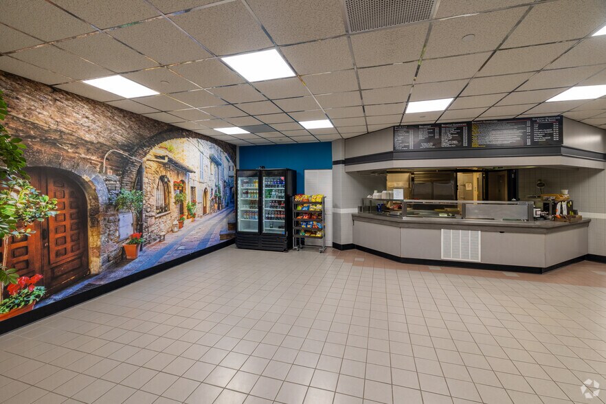 More Photos Of 53 Frontage Rd, Hampton Office For Lease