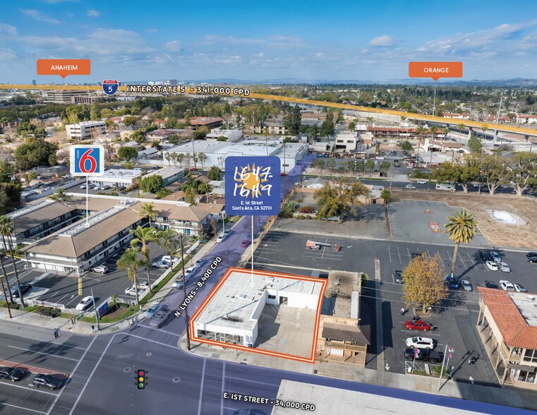 More Photos Of 1647-1649 E 1st St, Santa Ana Freestanding For Sale