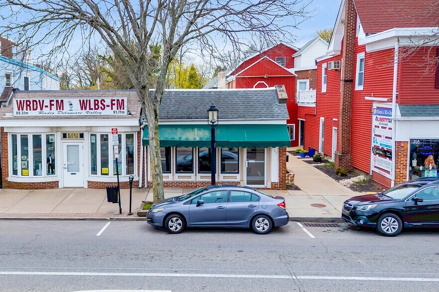More Photos Of 124 S York Rd, Hatboro Office For Sale