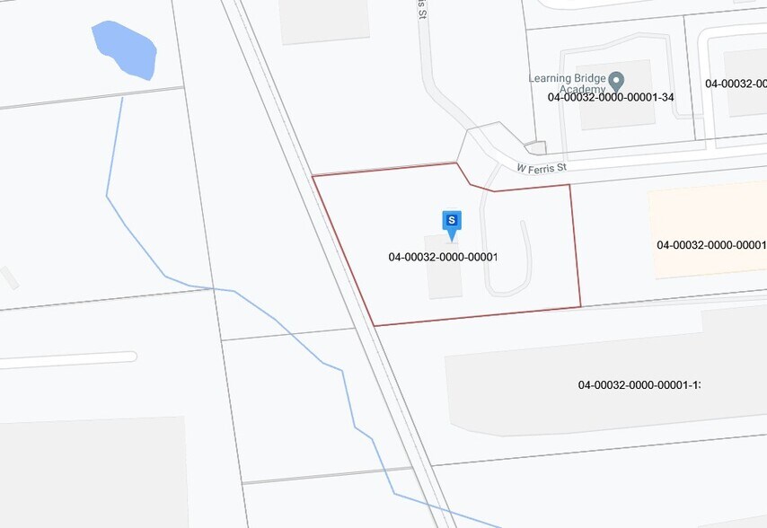 More Photos Of 49 W Ferris St, East Brunswick Truck Terminal For Lease