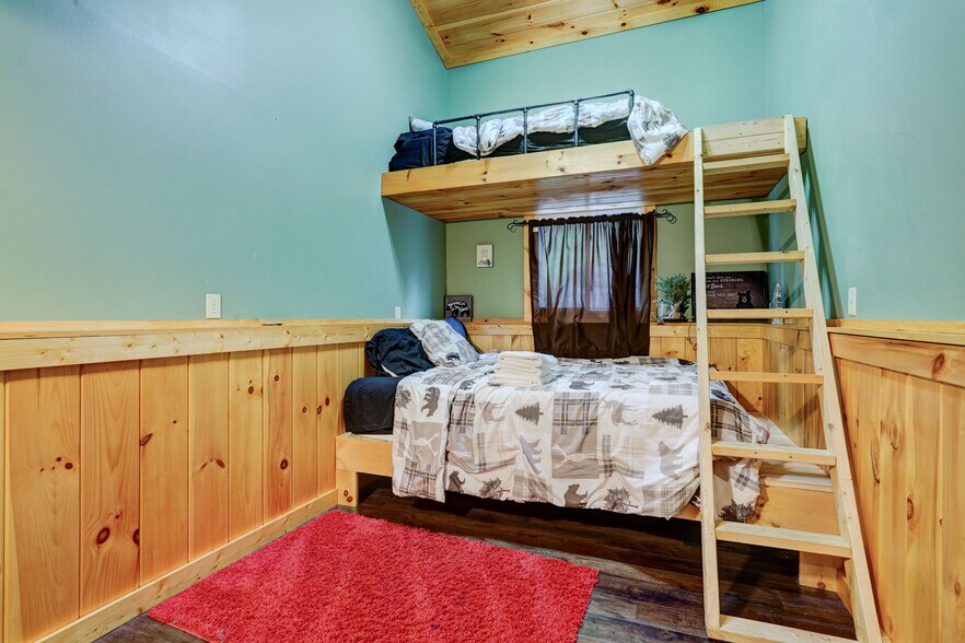 More Photos Of 5685 County Road 33, Canandaigua Specialty For Sale