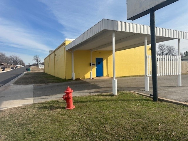 More Photos Of 3600 S May Ave, Oklahoma City Daycare Center For Sale