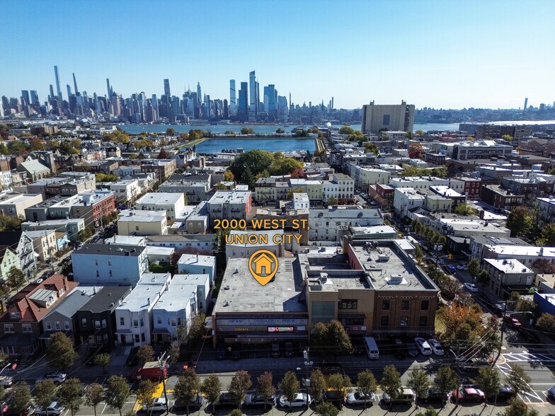 More Photos Of 2000 West St, Union City Office Residential For Sale