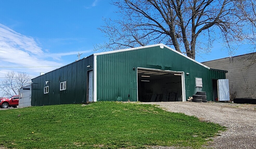 Primary Photo Of 316 Summit ave, Watertown Manufacturing For Sale