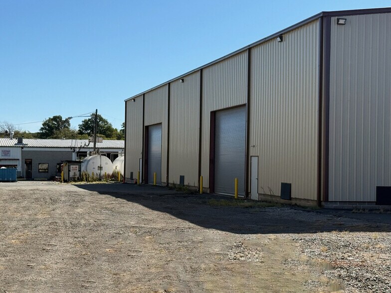 More Photos Of 342 Schuyler Ave, Kearny Unknown For Lease