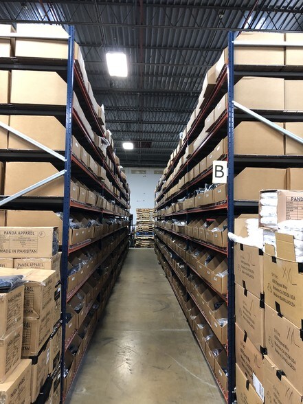 More Photos Of 560 Anglum Rd, Hazelwood Warehouse For Lease