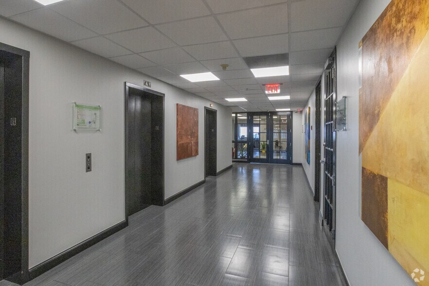 More Photos Of 4045 NW 64th St, Oklahoma City Office For Lease