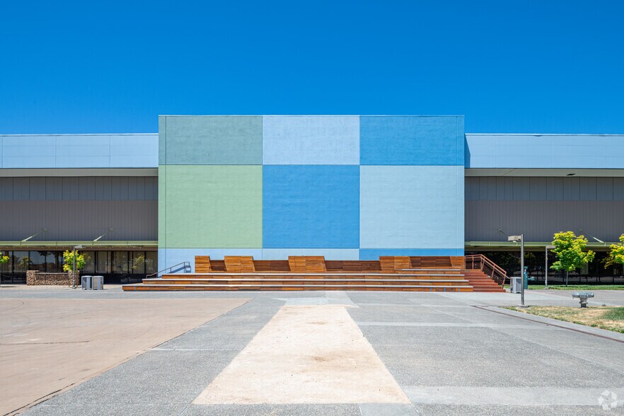 More Photos Of 1400-1500 Valley House Dr, Rohnert Park Unknown For Lease