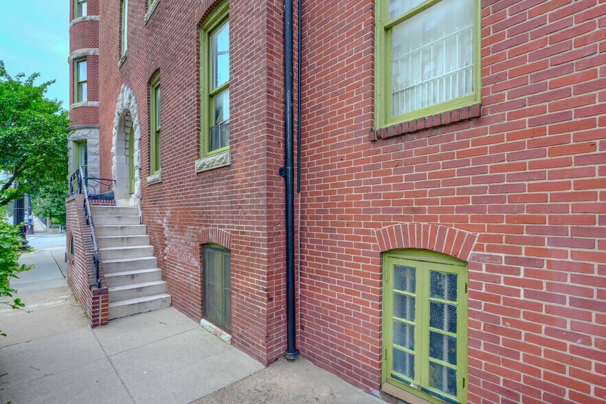 More Photos Of , Baltimore Unknown For Sale