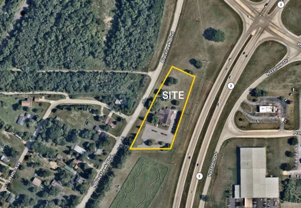 More Photos Of 1511 N Blackhawk Blvd, Rockton Office For Sale