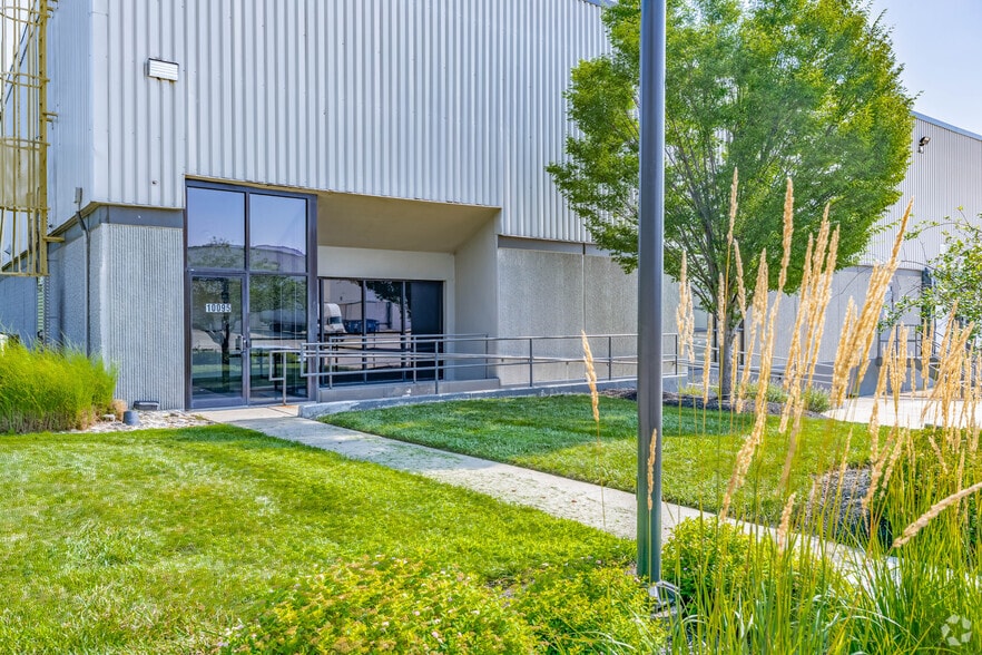 More Photos Of 10083-10095 International Blvd, Cincinnati Warehouse For Lease