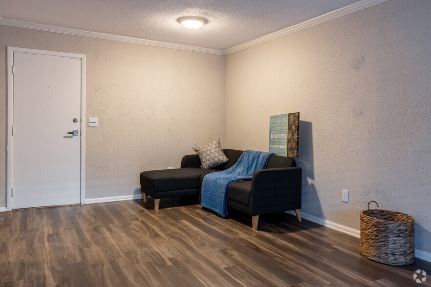 More Photos Of 55 Pharr Rd NW, Atlanta Apartments For Sale