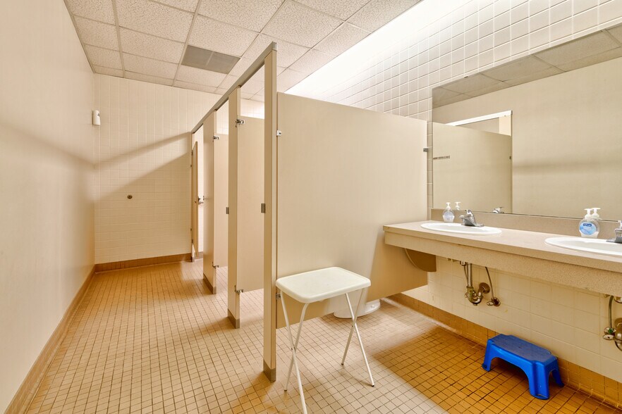 More Photos Of 4515 S 14th St, Abilene Religious Facility For Sale