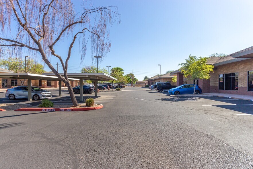 More Photos Of 2075 S Cottonwood Dr, Tempe Medical For Lease