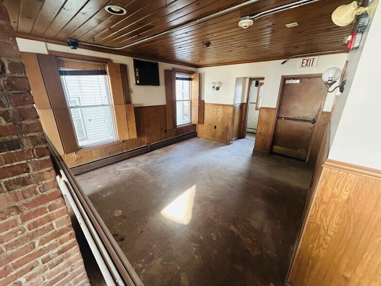 More Photos Of 936 Chalkstone Ave, Providence Storefront Retail Residential For Lease